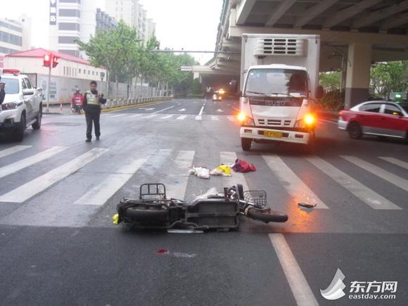 機(jī)動車事故賠償數(shù)額由誰來定_機(jī)動車非機(jī)動車事故賠償_機(jī)動車賠償事故怎么賠償